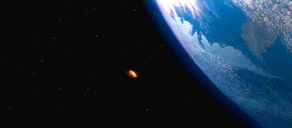 Alien spaceship streaking into Earth atmosphere in The Thing 1982 analysis – cosmic threat origin