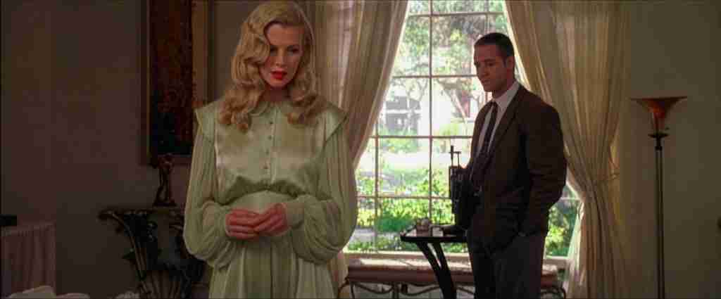 Bud White and Lynn Bracken in the Fun and Games section of the L.A. Confidential beat sheet.