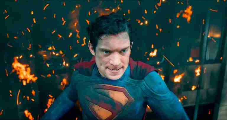 Superman shields from kaiju fire breath in Metropolis battle – Superman 2025 Analysis